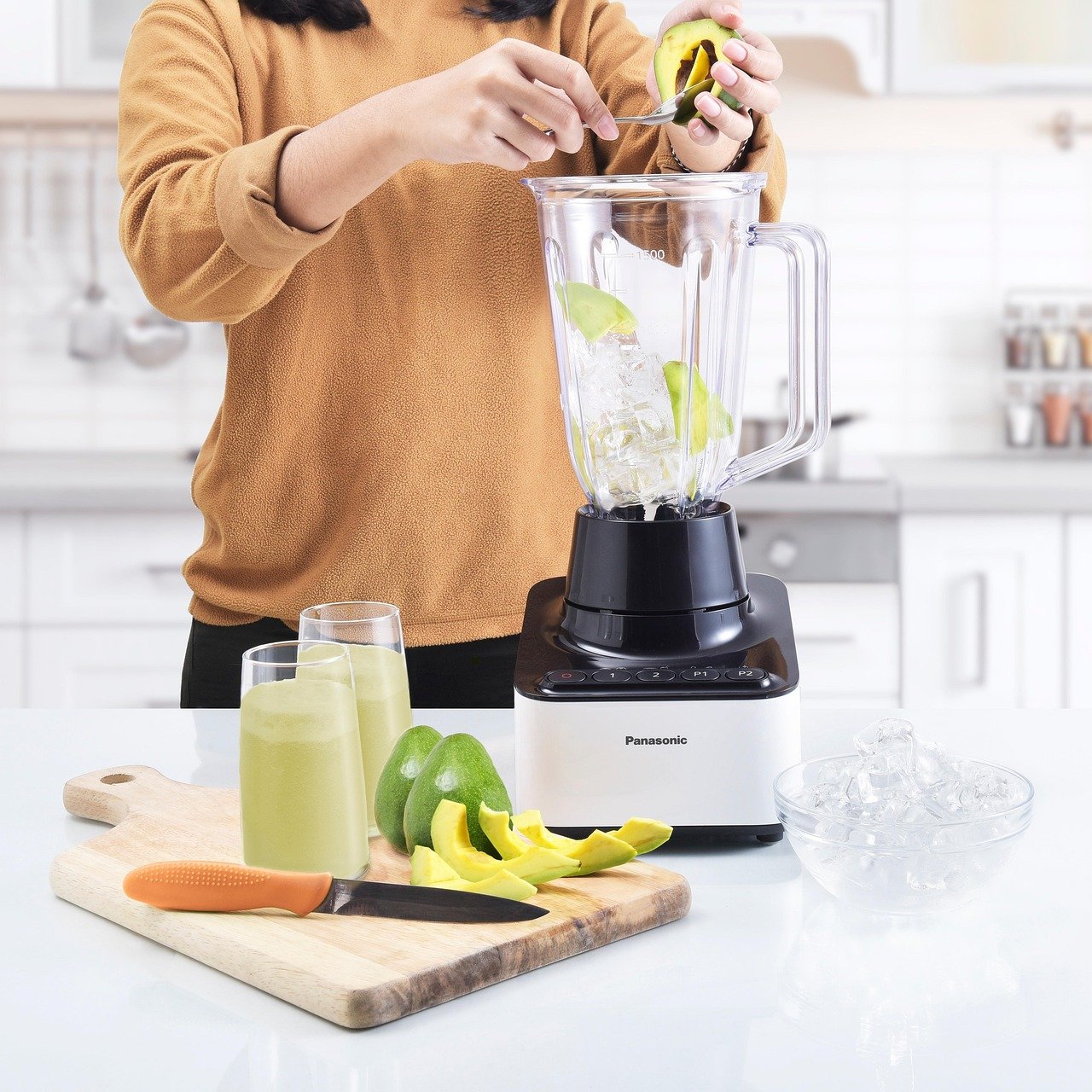 woman, avocado, shake, avocado shake, blender, food processor, food preparation, kitchen, kitchen appliance, avocado shake, blender, blender, blender, food processor, food processor, food processor, food processor, food processor